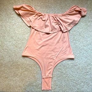 Mara Size M off the shoulder shirt